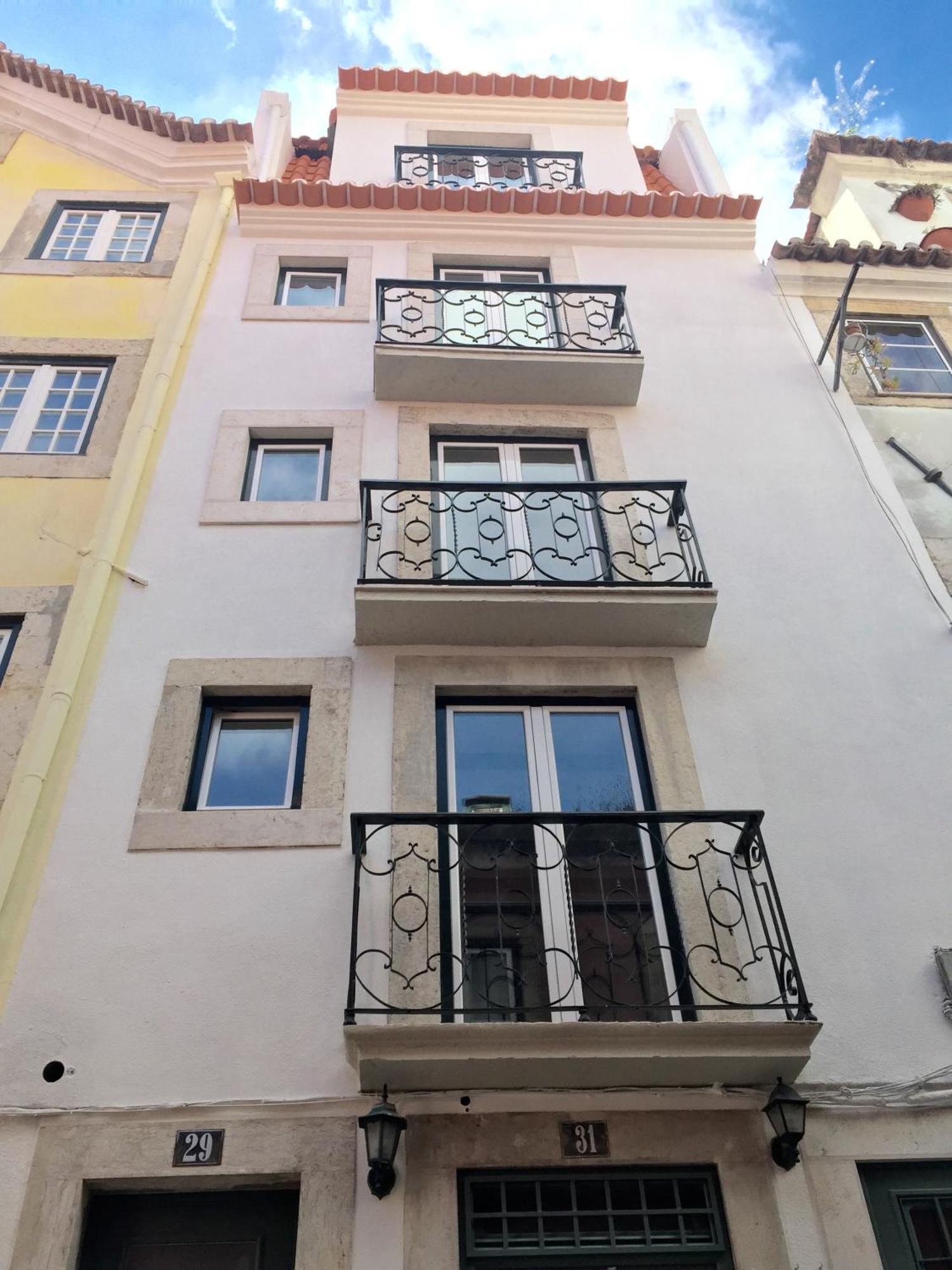 Bairro Alto Studio Apartments - By Lu Holidays Lisboa Eksteriør billede